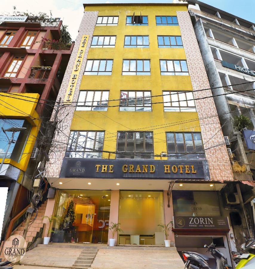 The Grand Hotel Āīzawl Εξωτερικό φωτογραφία
